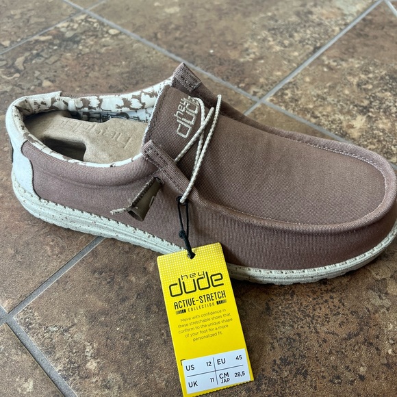 Hey Dude Other - Wally Stretch Clay Men Hey Dudes